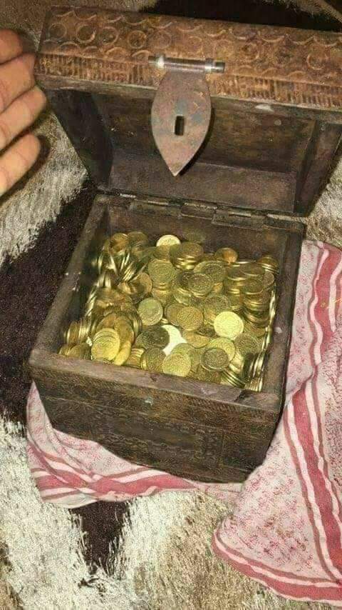 شاهد بالصور  ... اكبر كنز باليمن تم الحصول عليه اليوم بصنعاء