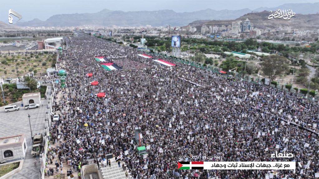 شاهد... طوفان يجتاح العاصمة صنعاء من جميع الجهات