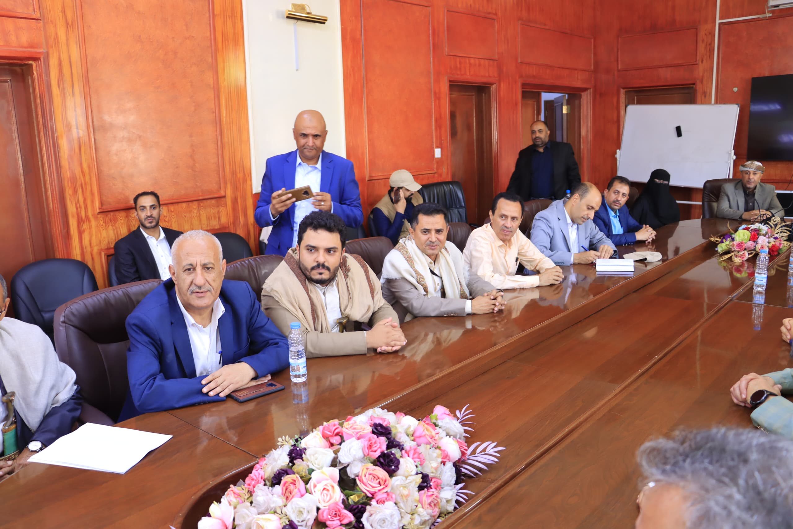 نائب وزير الاقتصاد يتفقد مستوى الانضباط الوظيفي بهيئة المواصفات في أول أيام الدوام بعد إجازة عيد الأضحى.
