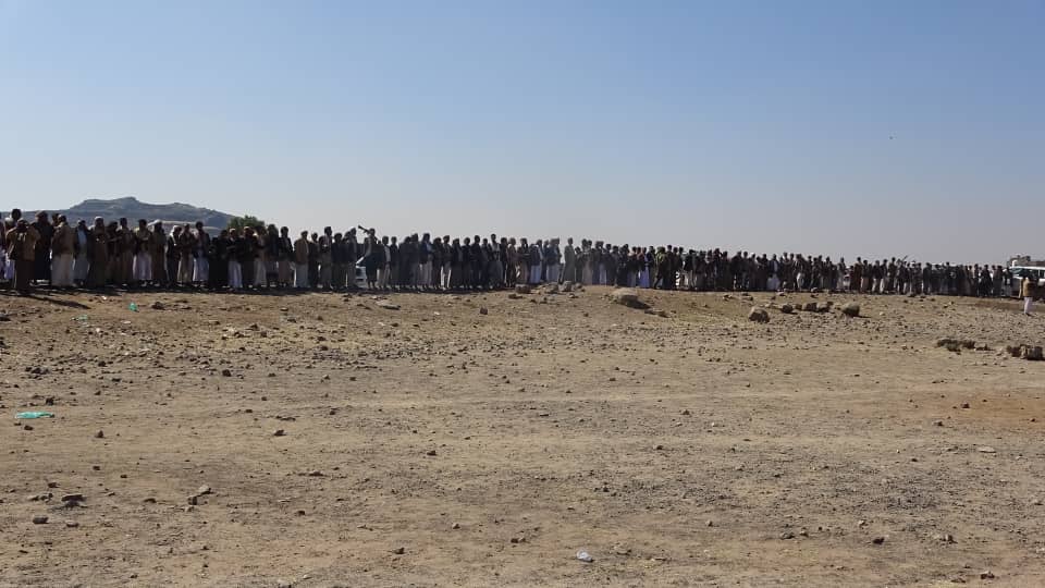 في وقفة قبلية مسلحة.. أبناء قبائل عيال سريح بعمران يعلنون النفير والجهوزية العالية لمواجهة الكيان الصهيوني