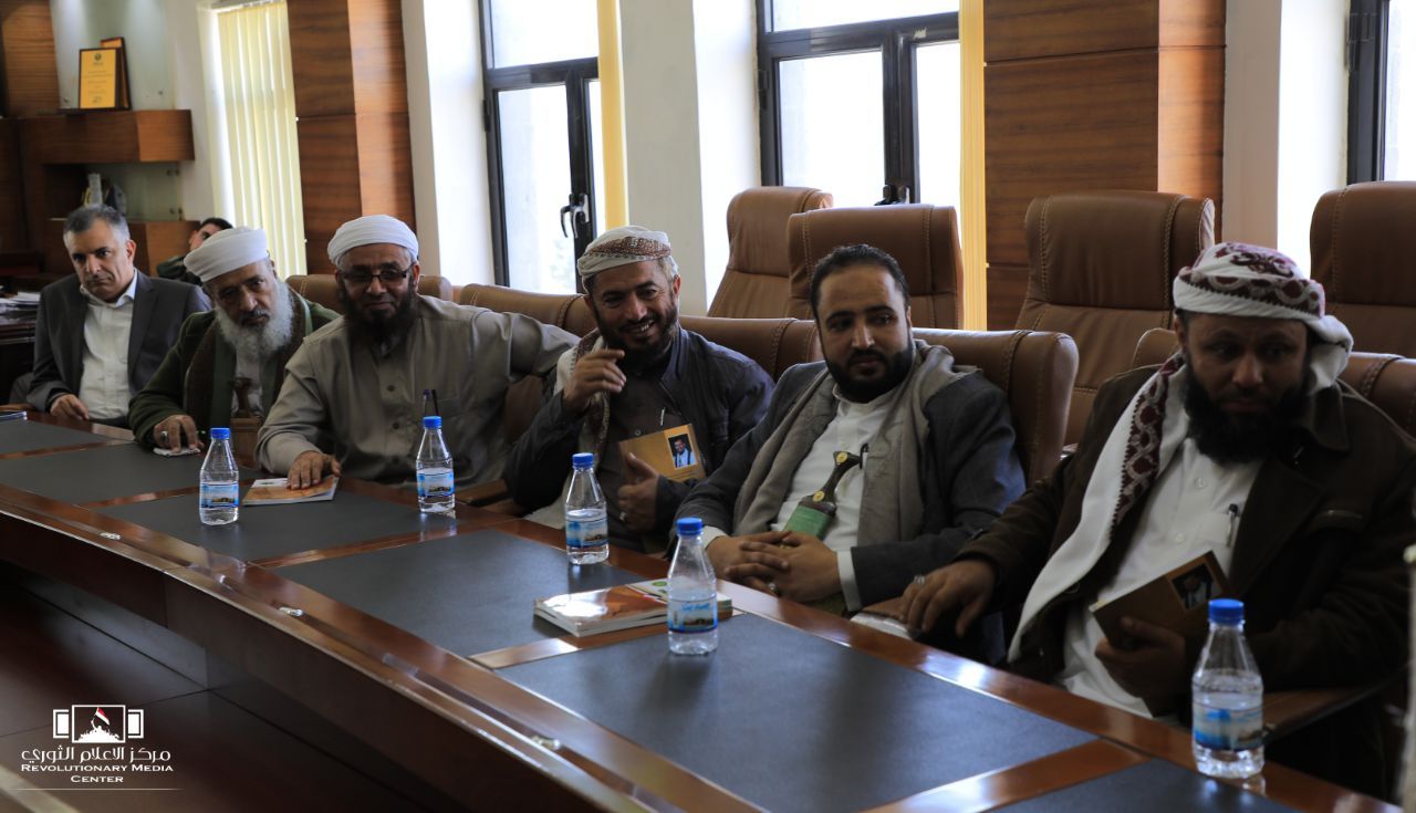 محمد علي الحوثي يلتقي بمشائخ السلفيين وقيادات أخرى  .. صور