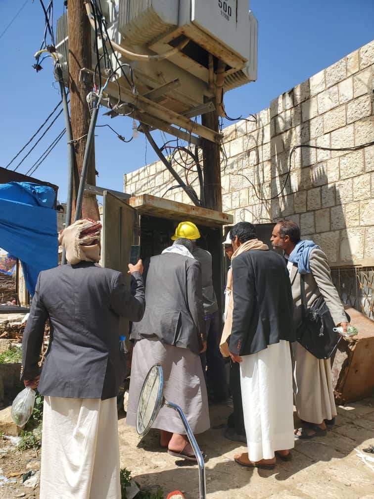 منطقة كهرباء عمران تطلق التيار الكهربائي رسمياً  ..