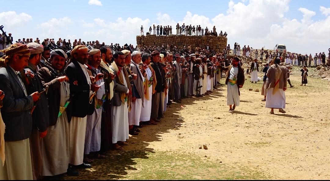 تاريخ من الأخوة والعفو: صلح قبلي ينهي قضية قتل بين بيت حومي وبيت المسهلي يبرز وحدة صف قبيلتي عيال سريح وجبل عيال يزيد بعمران