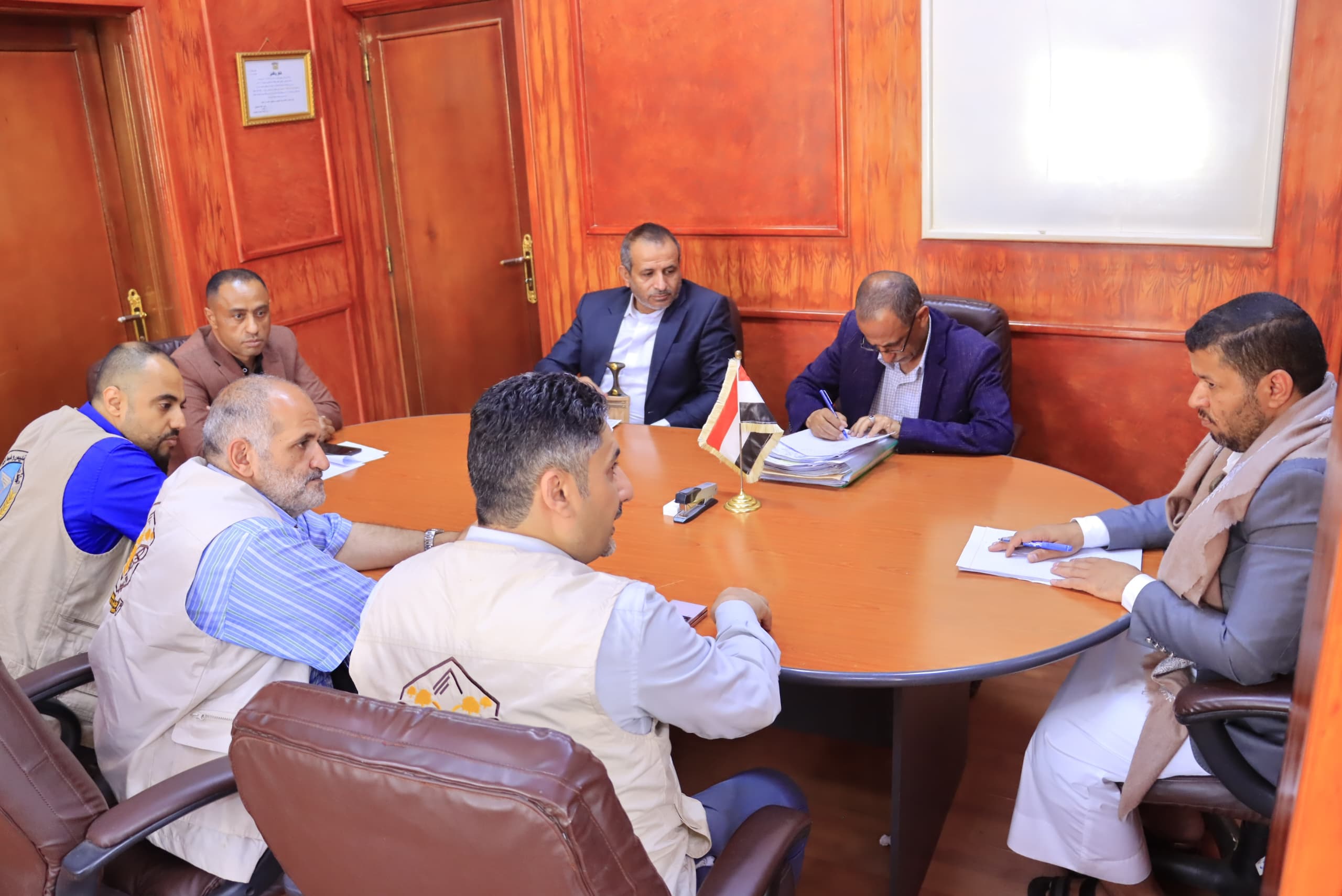 مدير عام هيئة المواصفات والمقاييس يؤكد أهمية دور الهيئة في المشاركة بفعاليات مؤتمر العسل الدوائي اليمني