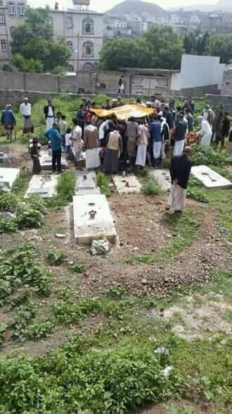الممثل والملقب بالشيخ طفاح في ذمة الله  ..