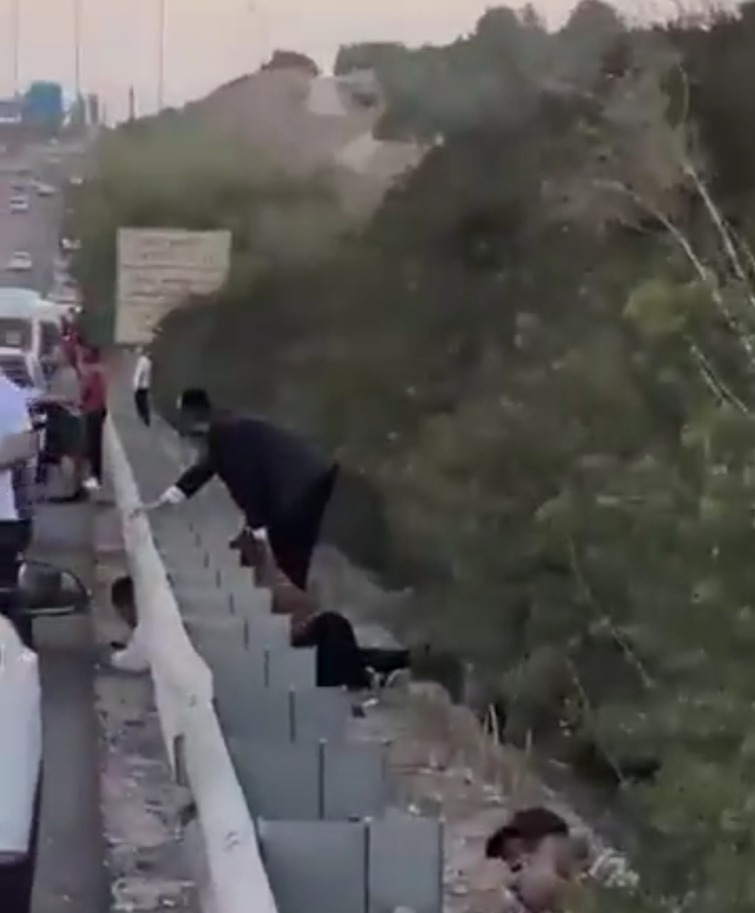 صور جديدة تكشف أضرار محطة قطارات وسط تل أبيب ونوعية الصاروخ اليمني الذي استهدفها