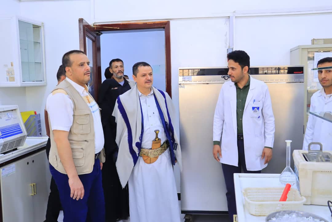 وكيل وزارة الخدمة المدنية ومدير عام هيئة المواصفات يتفقدان مستوى الانضباط الوظيفي بهيئة المواصفات والمقاييس وضبط الجودة