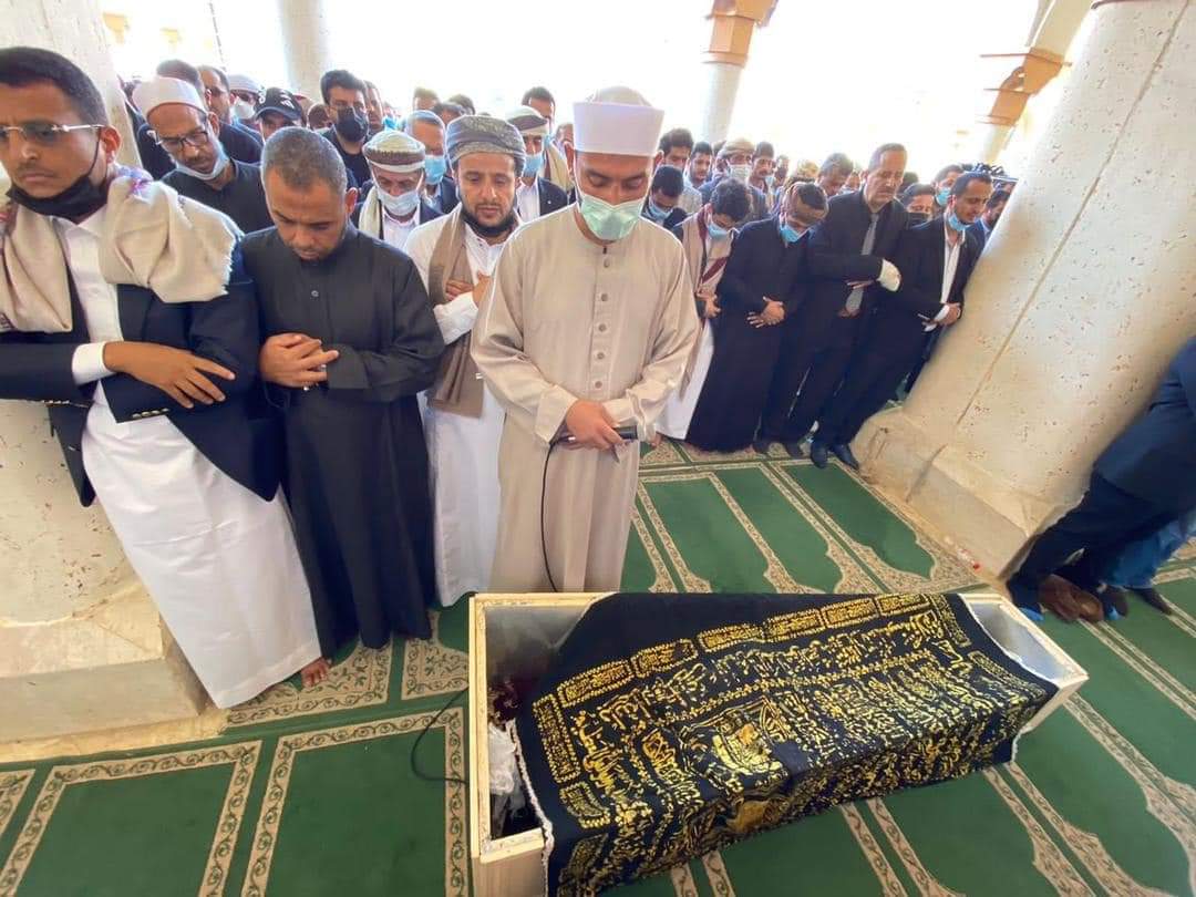 شاهد بالصور  .. تشييع الشيخ ياسر العواضي بالقاهرة