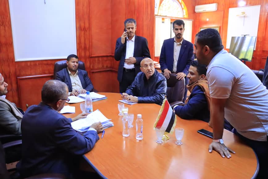 مدير عام هيئة المواصفات يلتقي المشاركين ويستعرض ملاحظاتهم في لقاء اليوم المفتوح