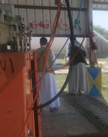 المواصفات والمقاييس.. تنفذ نزولا ميدانيا لمحطات تعبئة إسطوانات الغاز المنزلي بمحافظة حجة للتأكد من مدى الإلتزام بتطبيق الاشتراطات والمعايير القانونية