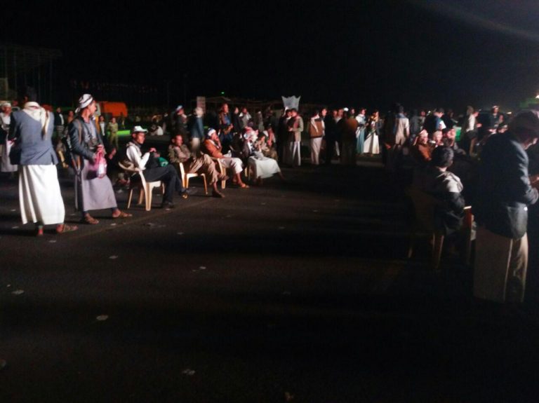 هذا مايحدث بميدان السبعين بقلب العاصمة صنعاء في هذه اللحظات