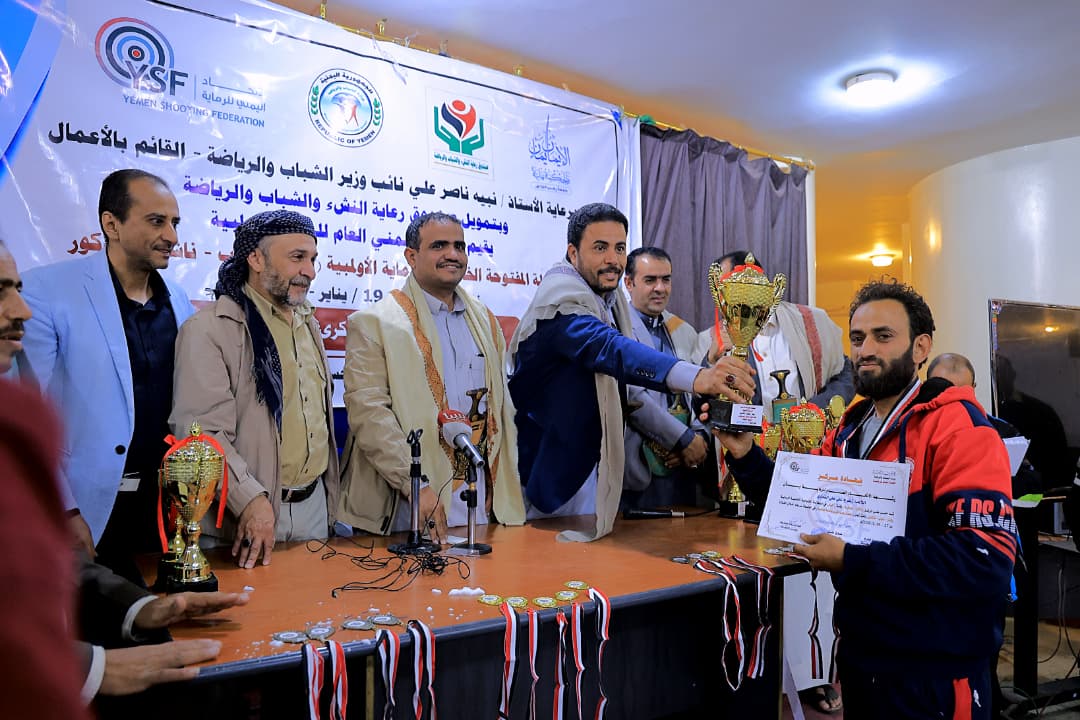 نائب وزير الشباب يكرِّم الفائزين في البطولة المفتوحة الخامسة للرماية