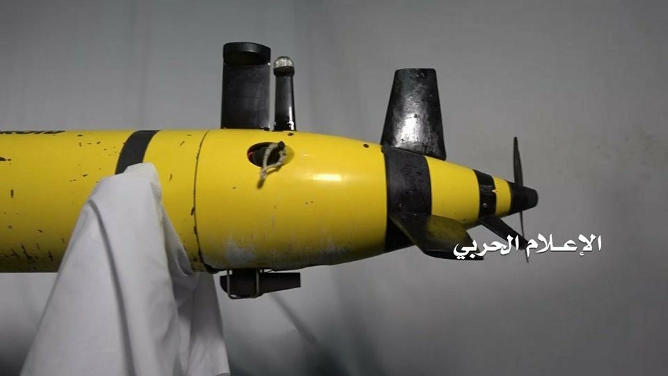 شاهد بالصور .. الأسلحة اليمنية التي كسرت شوكة دول  الإستكبار  واحرقت سفنهم وبوارجهم في البحر الاحمر والعربي