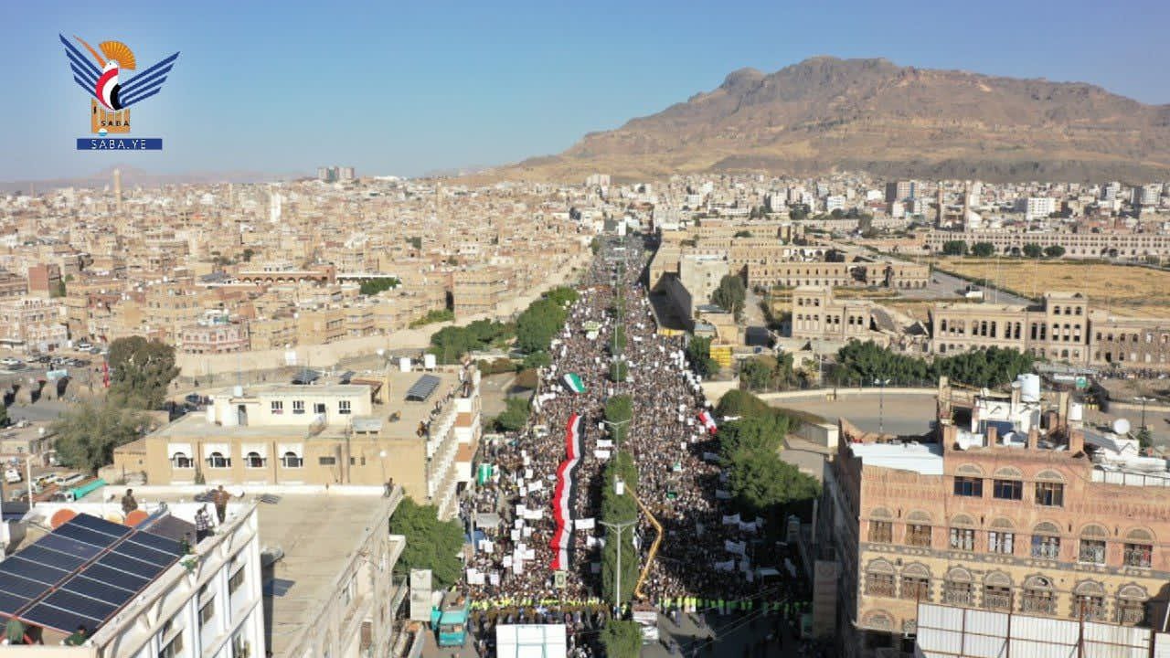 شاهد بالصور هذا ماحدث في قلب العاصمة صنعاء خلال الساعات القليلة الماضية ومفتي الديار اليمنية يدعو الجميع للتحرك