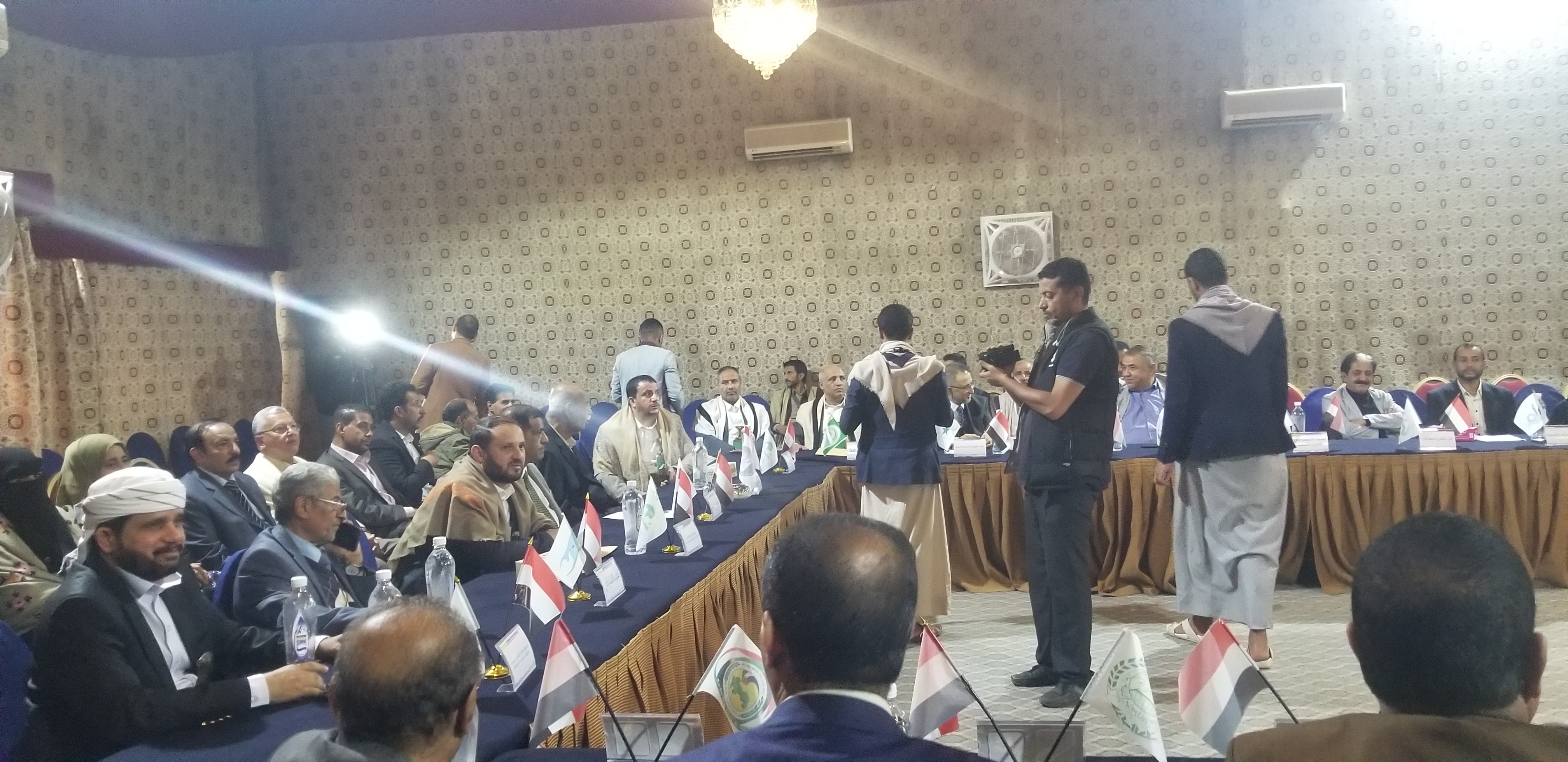 عااااجل .. بيان هام للأحزاب والمكونات السياسية اليمنية  ...