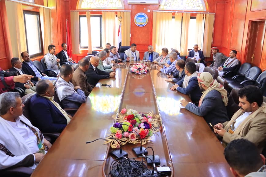 وكيل وزارة الخدمة المدنية يتفقد مستوى الانضباط الوظيفي بهيئة المواصفات ويشيد بجهود الارتقاء بمستوى العمل