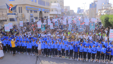 حدث قبل قليل الشوارع تكتظ بعد خروج المواطنين من منازلهم كأنهم جراد منتشر ماذا حدث في شوراع محافظة الحديدة 