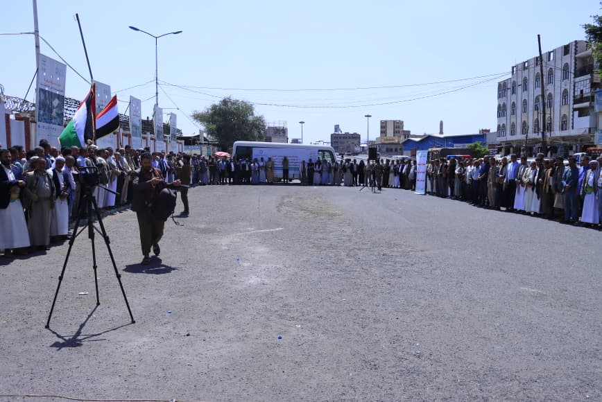 هيئة المواصفات تشارك في وقفة تأييد ومباركة لدعوة قائد الثورة للتصدي للمخاطر وإنهاء العدوان والحصار