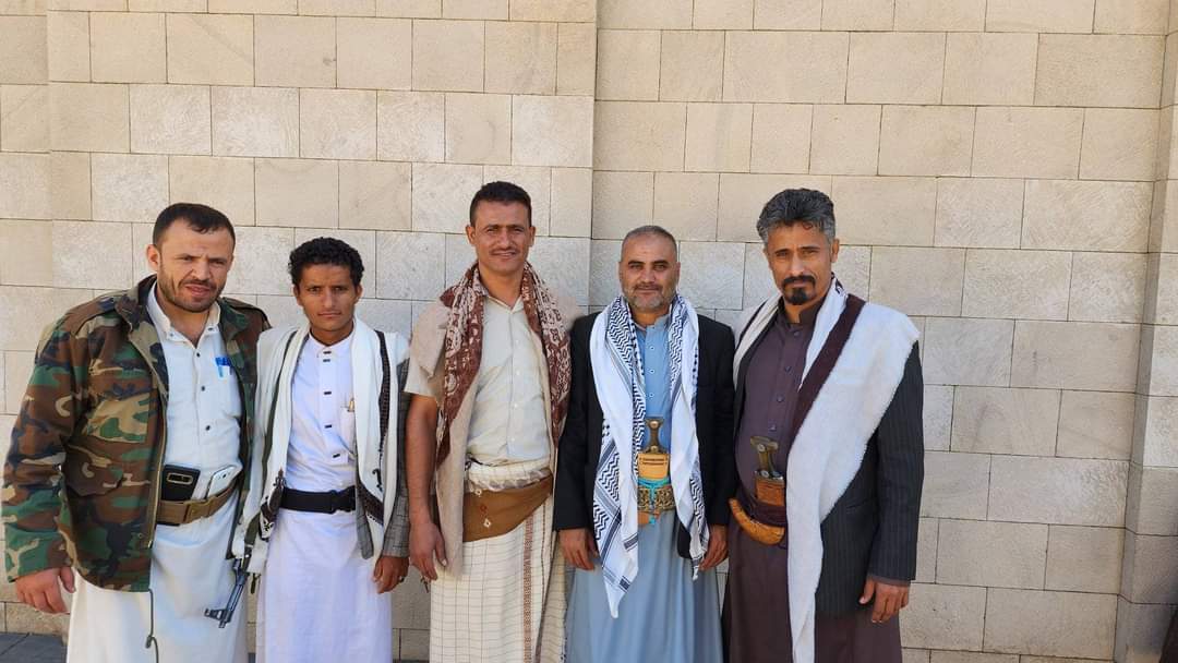 صنعاء تستقبل عدد من الضباط والشعراء من جبهة الساحل الغربي ومارب والحدود  .. الأسماء + الصور