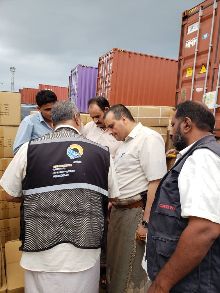 مدير عام المواصفات والمقاييس يتفقد فرع الهيئة بمحافظة الحديدة