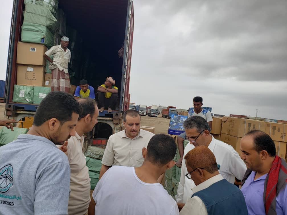 مدير عام المواصفات والمقاييس يتفقد فرع الهيئة بمحافظة الحديدة