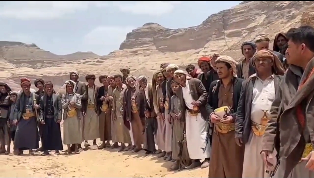 بجهود جبارة من قبل الوساطة ابناء قبيلة خولان الطيال تعلن العفو عن احد المواطنين من قبيلة بني الحجاج عيال سريح بعمران الذي تسبب بحادث مروري أودى بحياة واحد من ابناءها