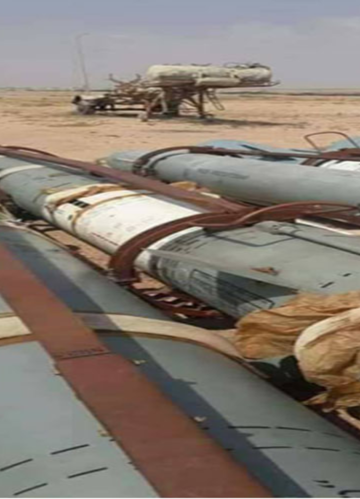 شاهد بالصور تحالف العدوان يفجر عشرات الصواريخ البالستية اليمنية