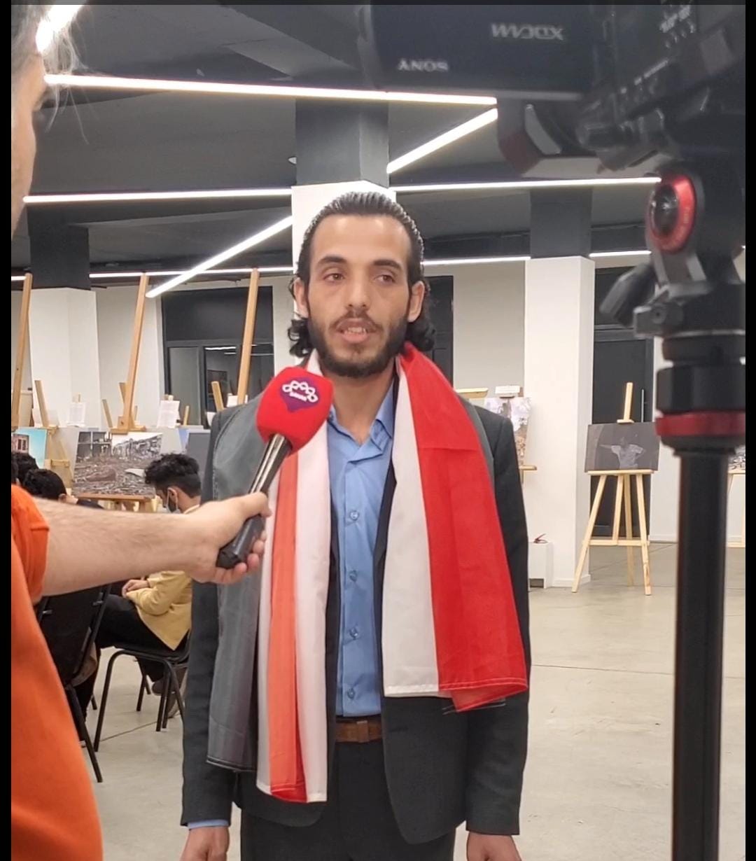 شاهد بالصور والفيديو.. معرض فوتوغرافي في موسكو حول جرائم العدوان باليمن