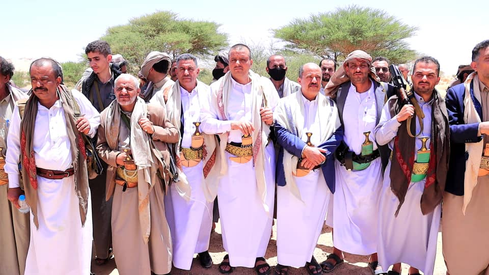 قيادة هيئة المواصفات تشارك في زيارة عيدية للمرابطين بجبهات خب والشعف بمحافظة الجوف