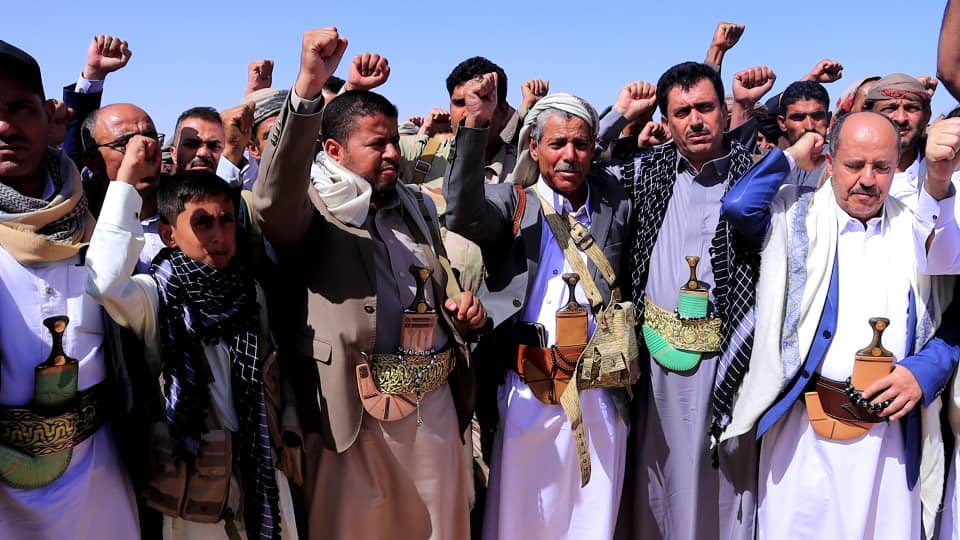 قيادة هيئة المواصفات تشارك في زيارة عيدية للمرابطين بجبهات خب والشعف بمحافظة الجوف