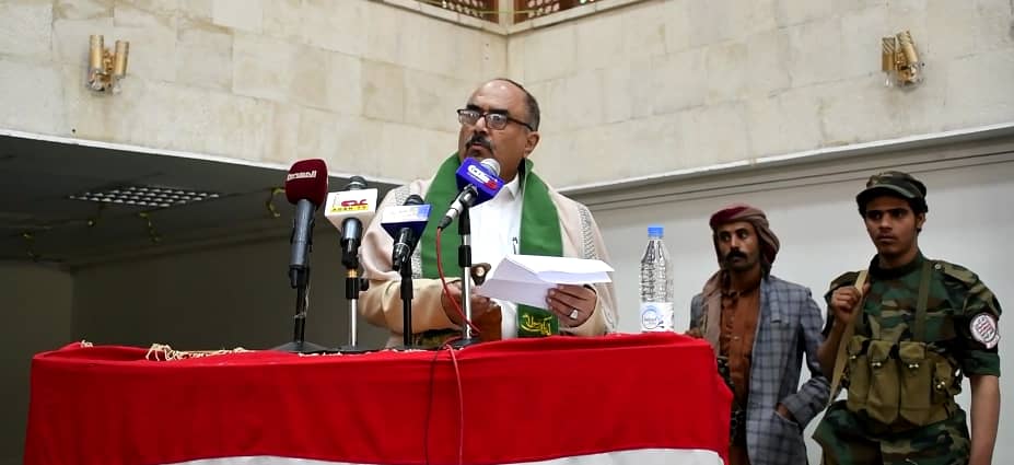 اللواء عوض العولقي : ندعو دول العدوان للجنوح للسلام العادل مالم فإن الشعب اليمني وجيشة سيجبروهم على احترام سيادة الجمهورية اليمنية