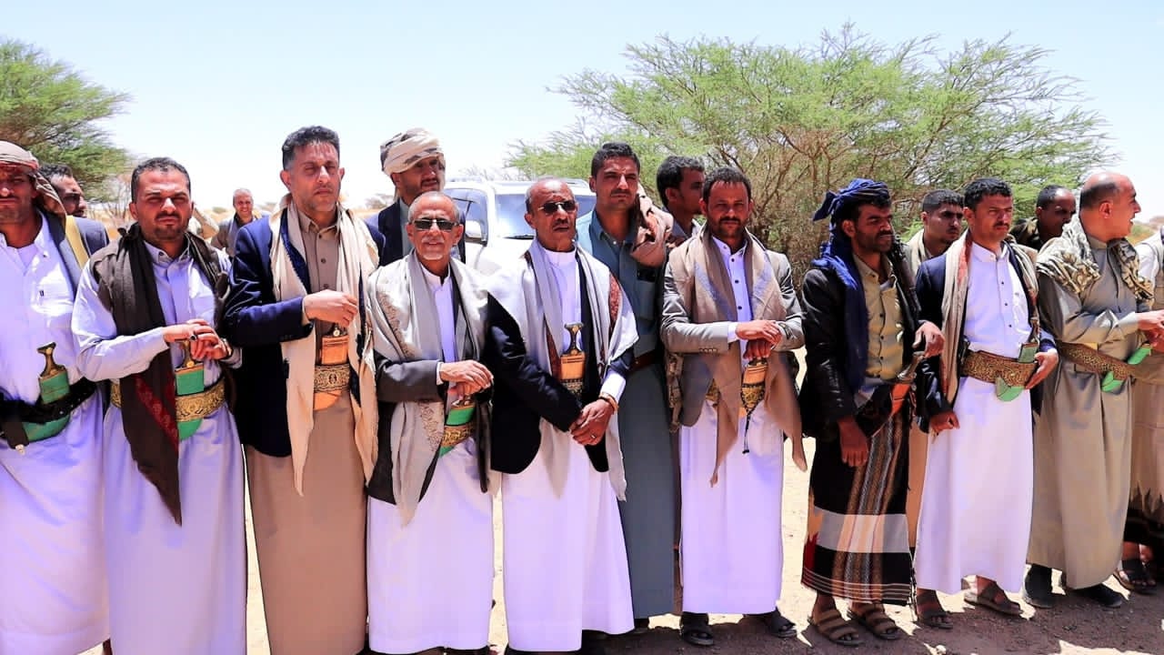 قيادة هيئة المواصفات تشارك في الزيارة العيدية للمرابطين في جبهات المرازيق بالجوف