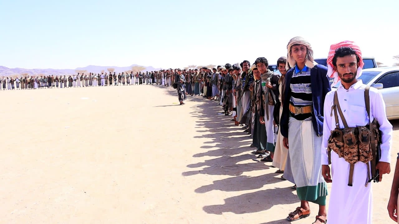قيادة هيئة المواصفات تشارك في الزيارة العيدية للمرابطين في جبهات المرازيق بالجوف