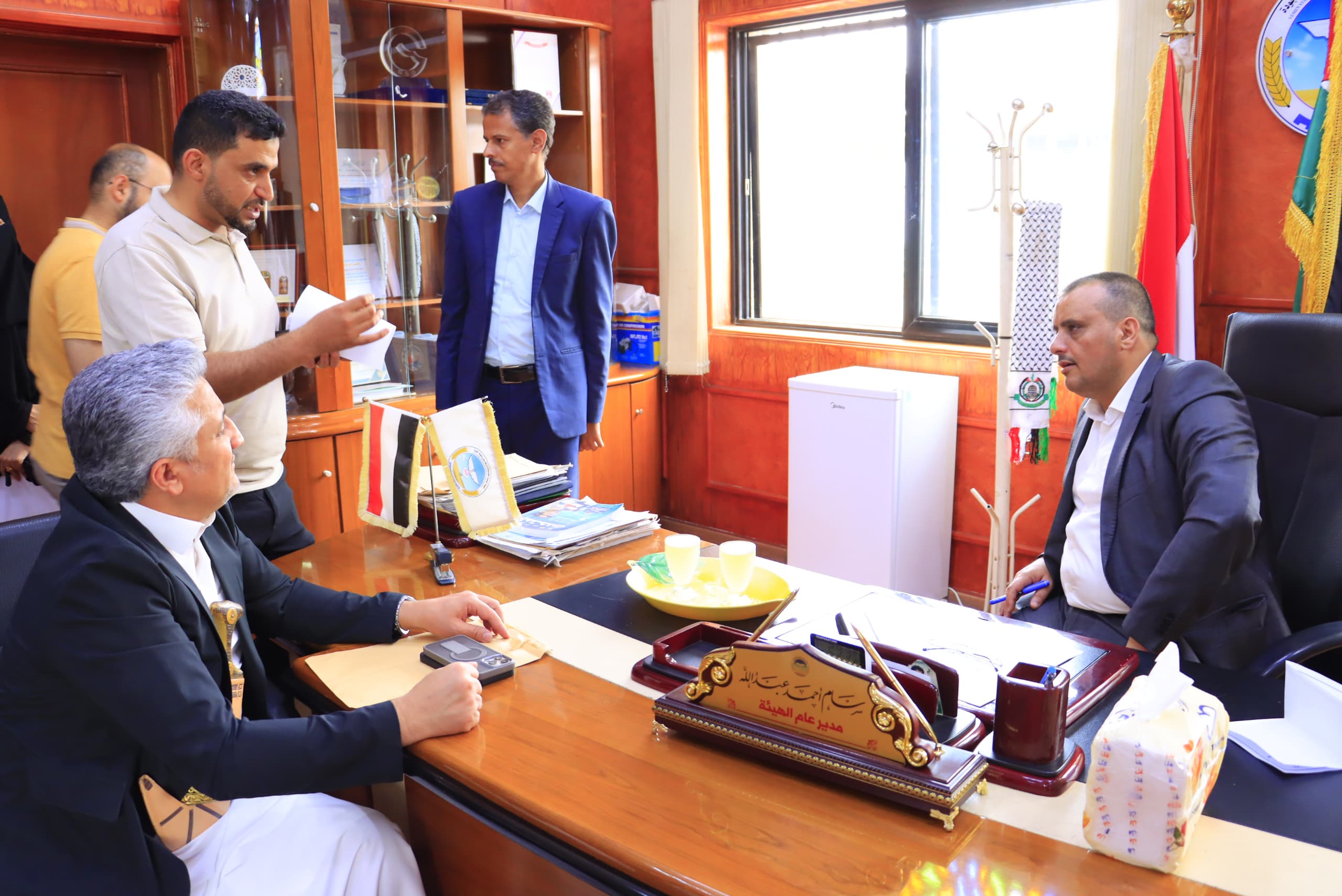 المدير العام لهيئة المواصفات والمقاييس يلتقي المواطنين في اليوم المفتوح ويحث التجار على التسجيل في البوابة الالكترونية 