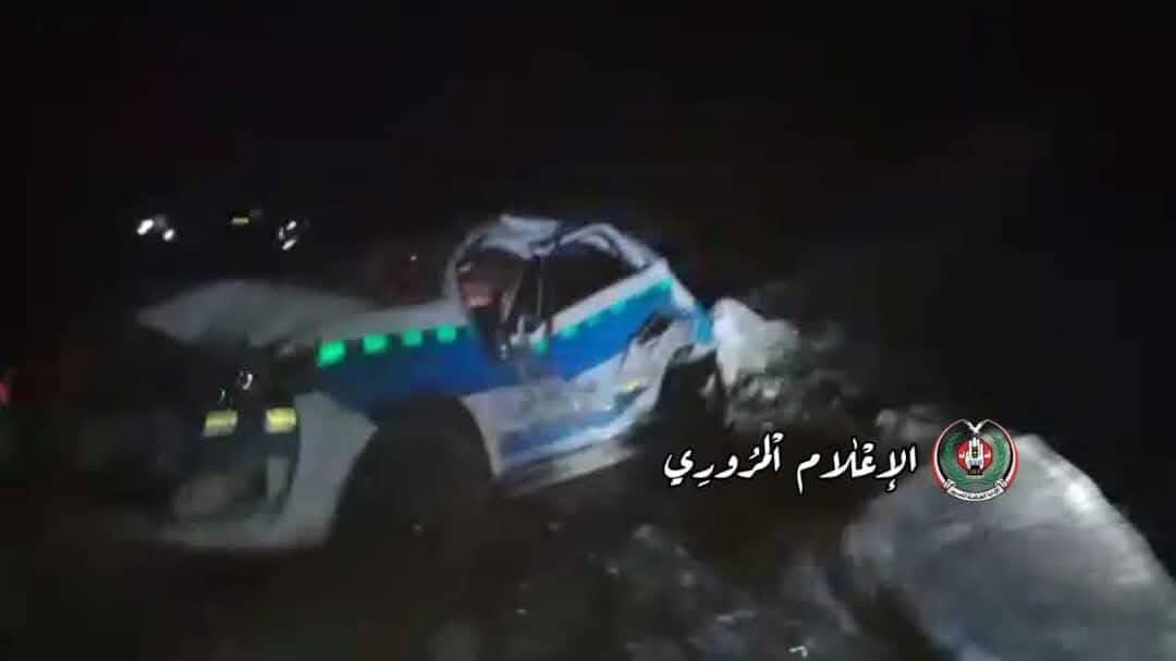 ذمار : انهيار صخري مروع في نقيل بني سلامة، مديرية المنار  آنس .. صور